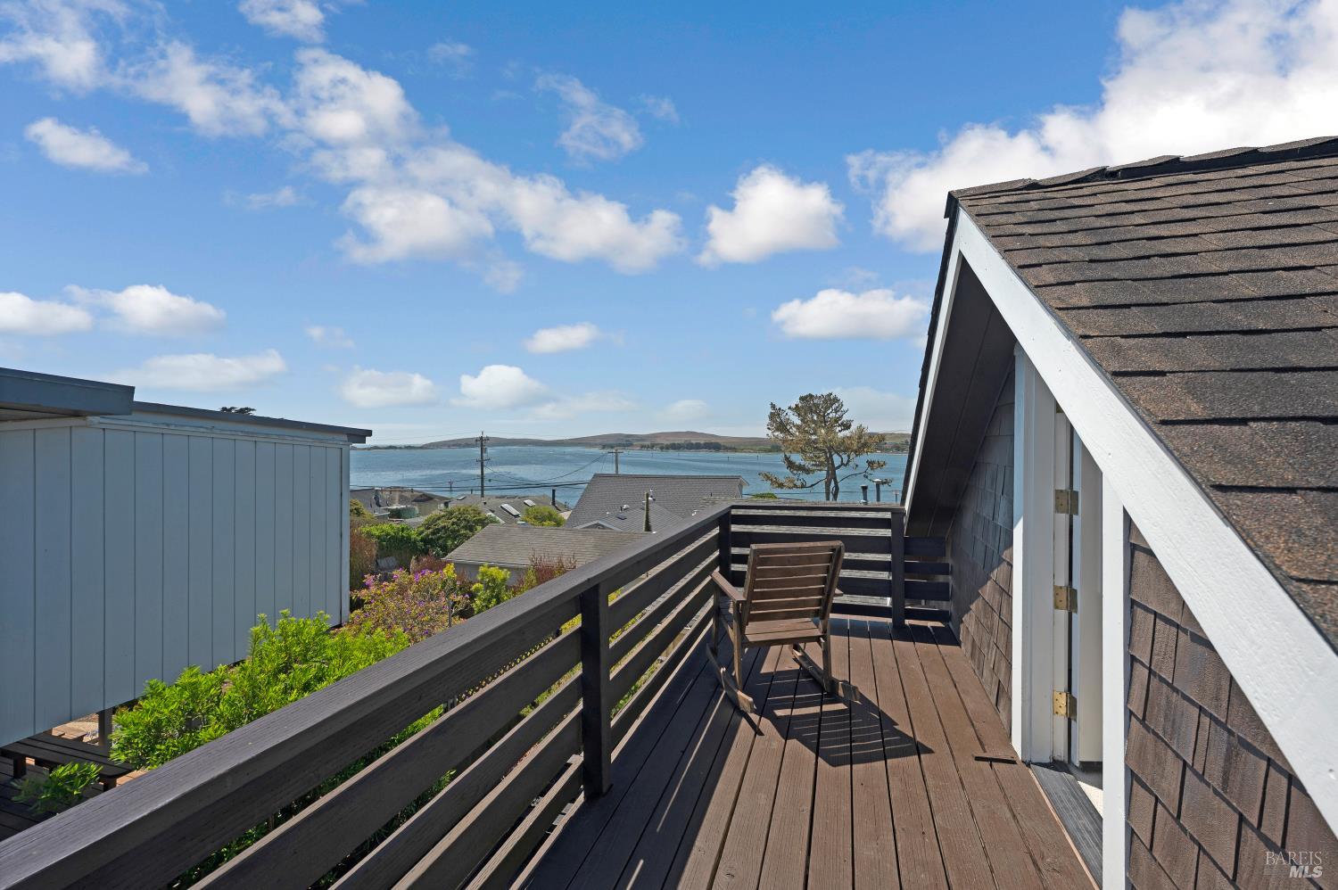 Detail Gallery Image 2 of 33 For 140 Kent Ave, Bodega Bay,  CA 94923 - 1 Beds | 1 Baths