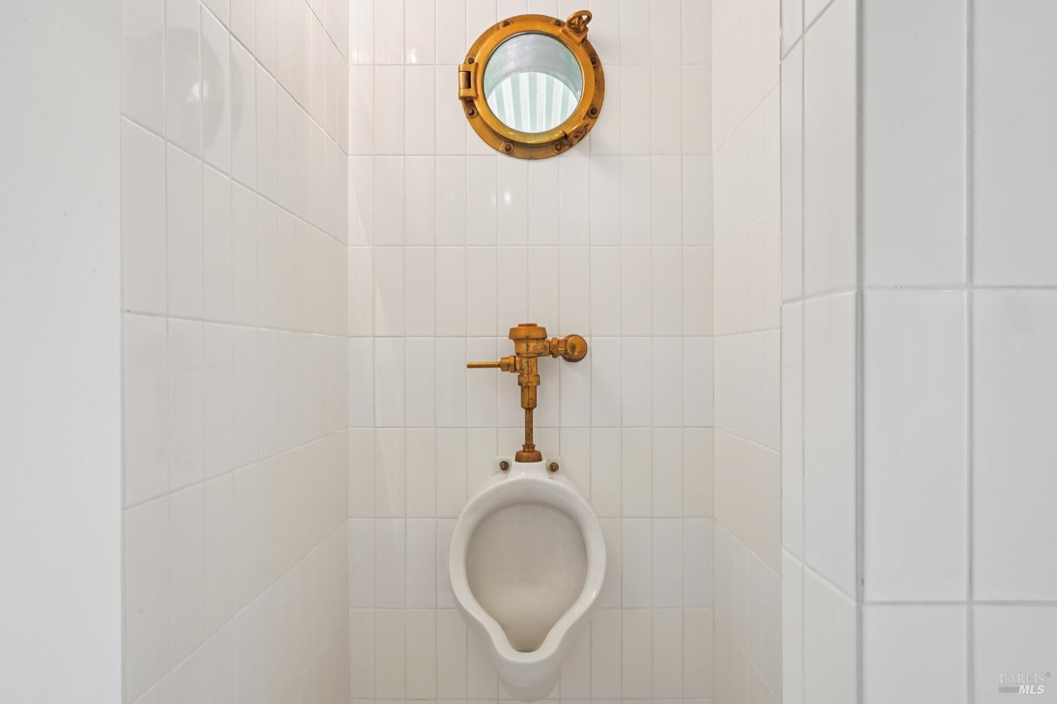 Detail Gallery Image 54 of 62 For 33 Ocean Ave, Bolinas,  CA 94924 - 3 Beds | 2/1 Baths
