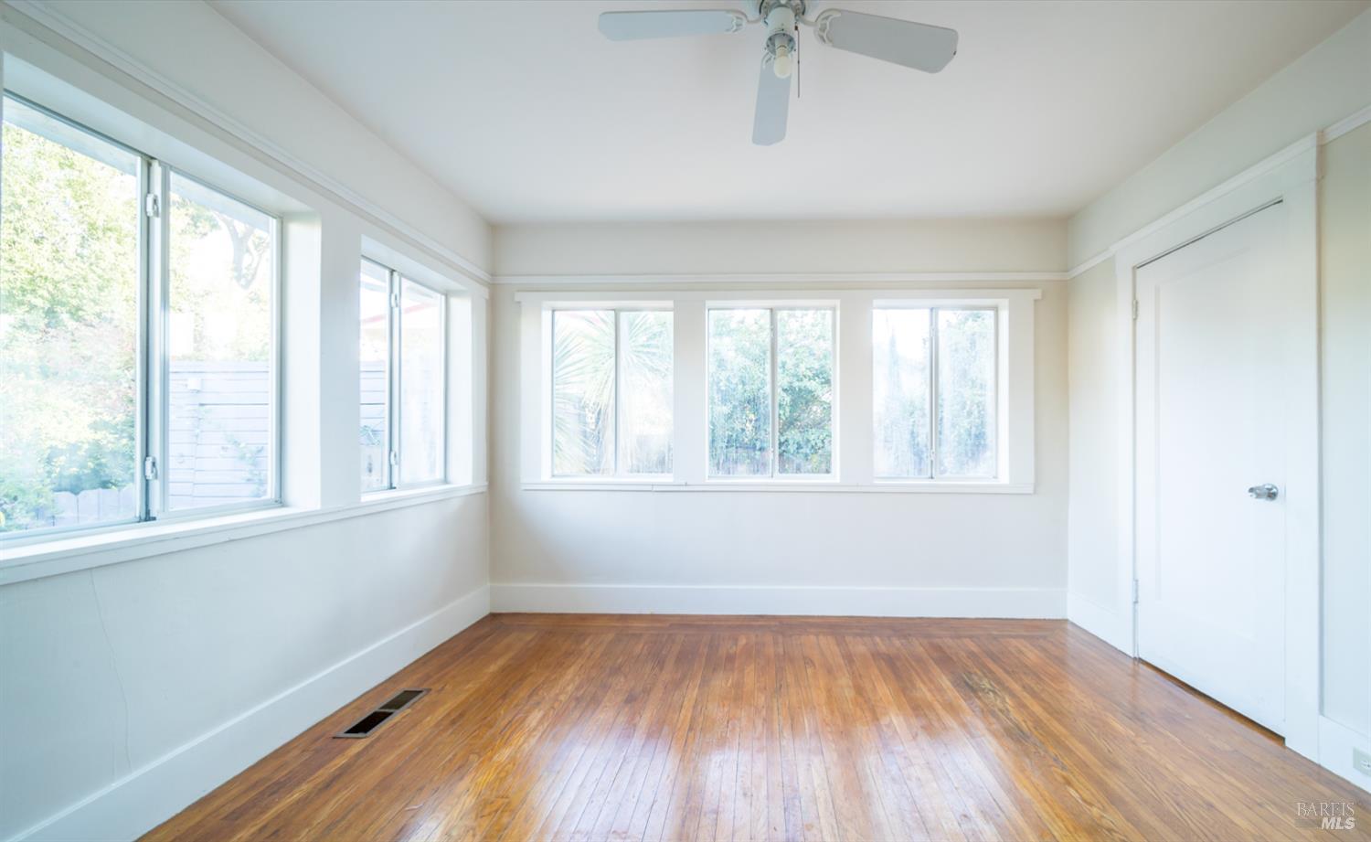 Detail Gallery Image 12 of 21 For 1121 Ohio St, Vallejo,  CA 94590 - 2 Beds | 1 Baths