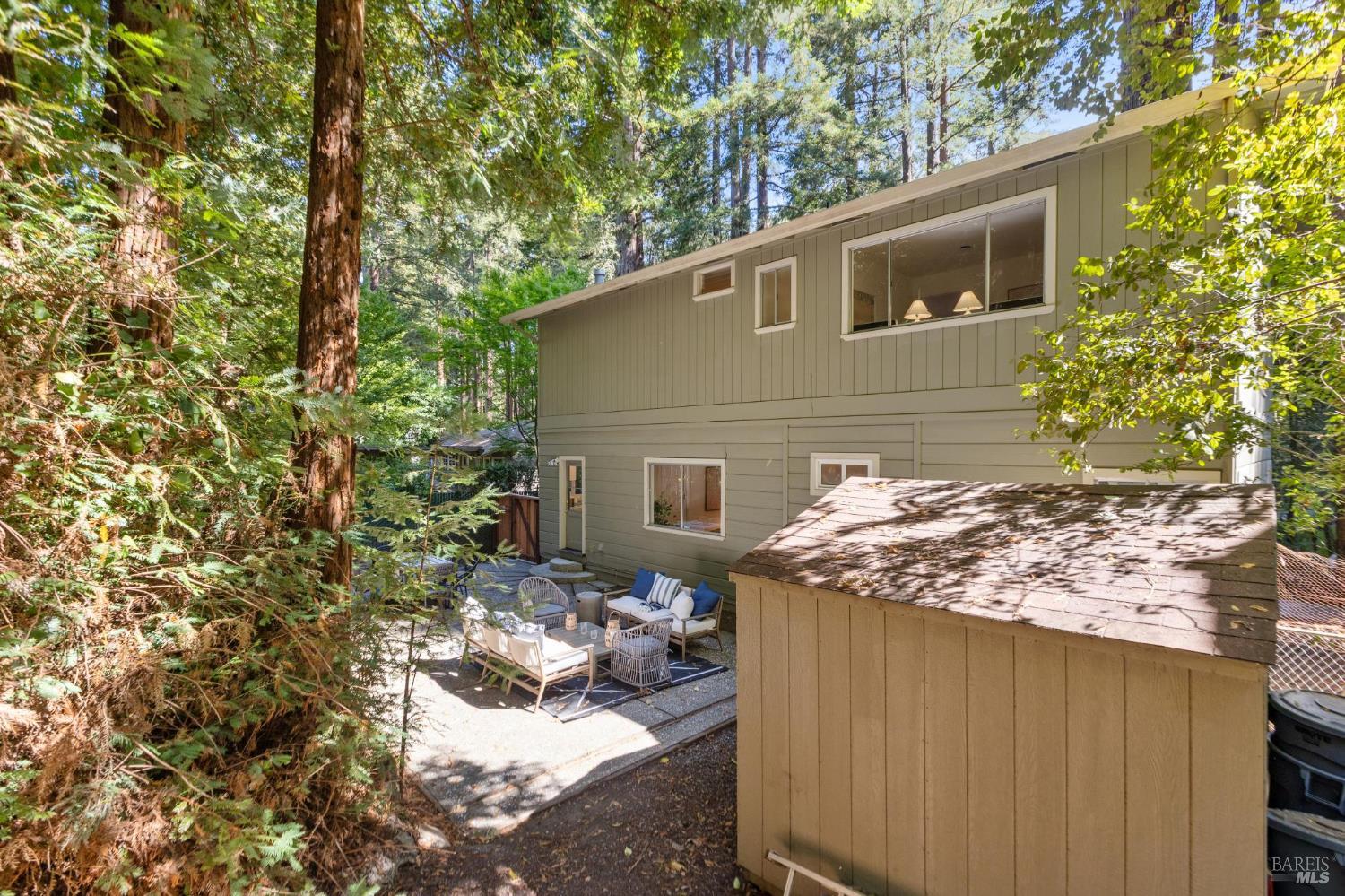 Detail Gallery Image 41 of 44 For 246 Madrone Ave, Larkspur,  CA 94939 - 4 Beds | 2 Baths