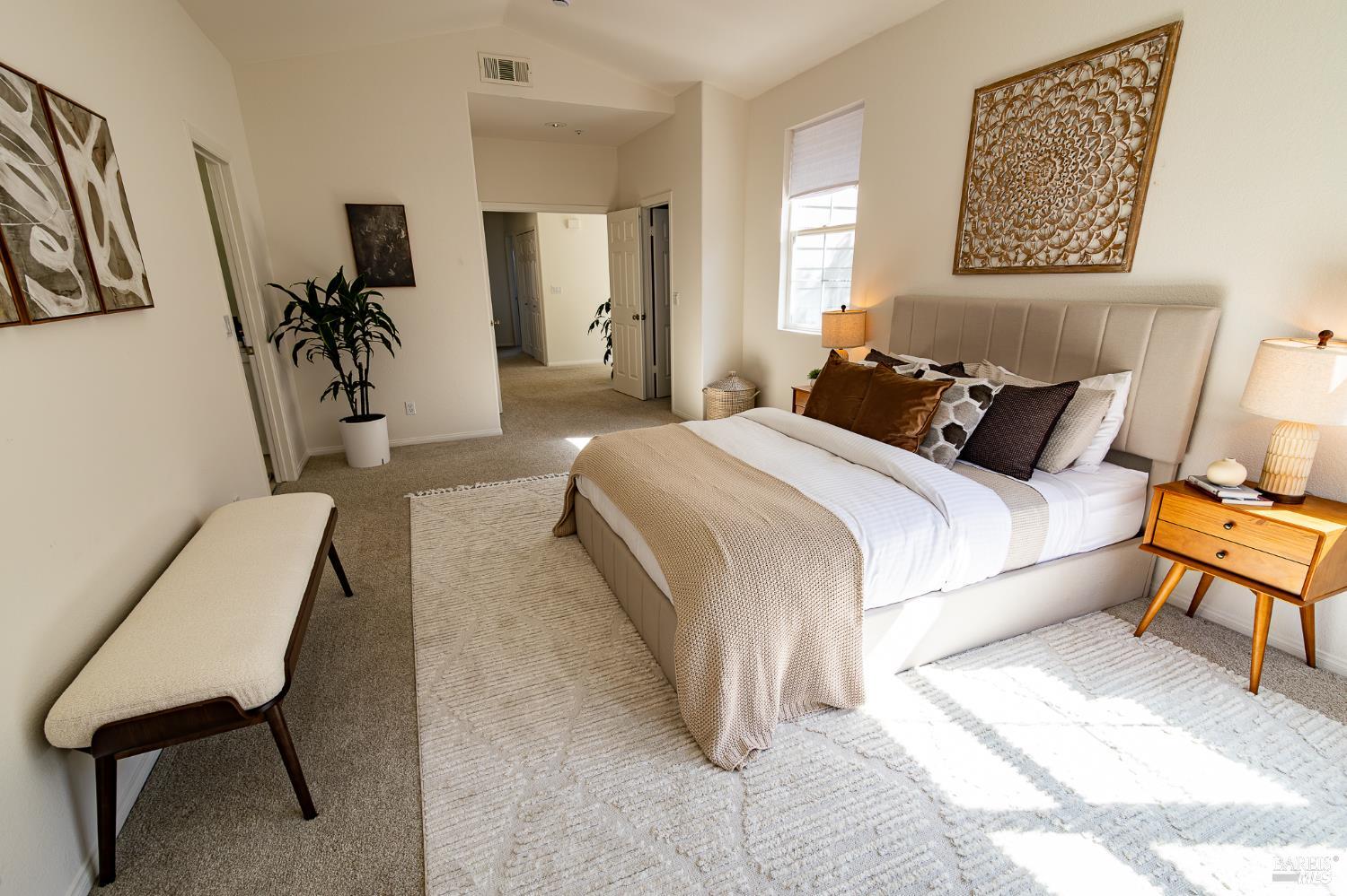 Detail Gallery Image 24 of 42 For 264 Waterside Cir, San Rafael,  CA 94903 - 4 Beds | 3/1 Baths