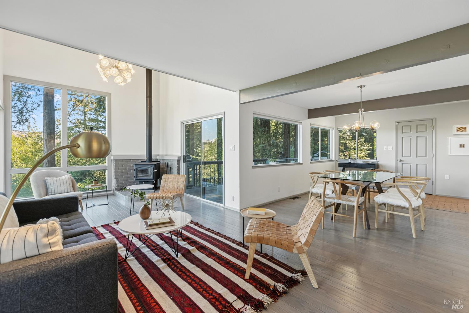 Detail Gallery Image 6 of 53 For 51 Juniper Ave, San Geronimo,  CA 94963 - 4 Beds | 3 Baths