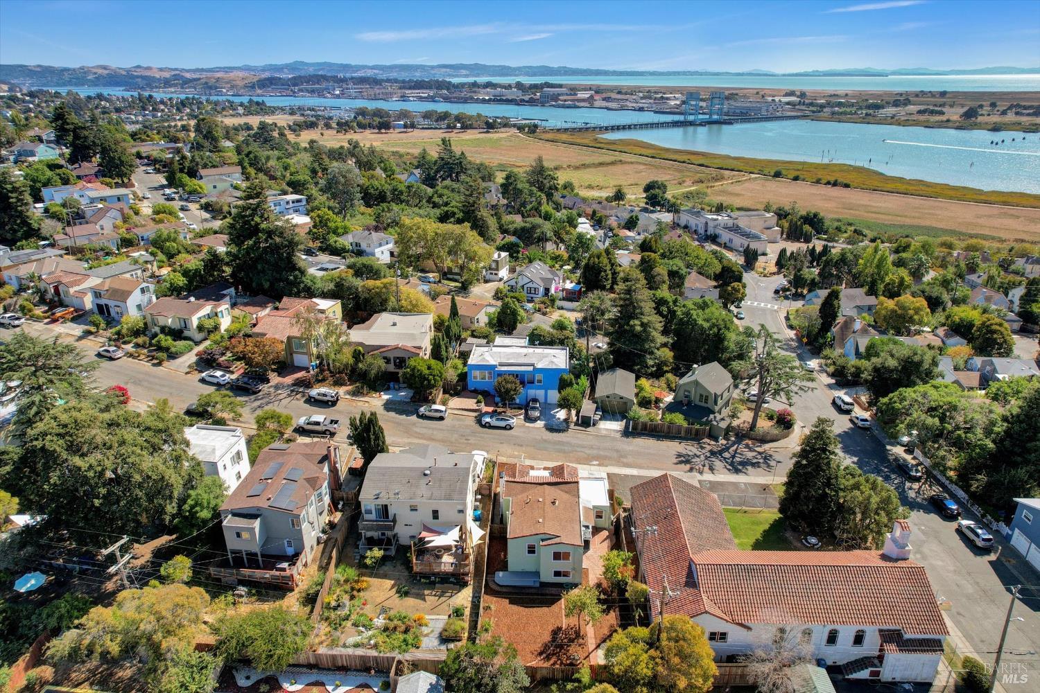 Detail Gallery Image 43 of 55 For 60 D St, Vallejo,  CA 94590 - 3 Beds | 2/1 Baths