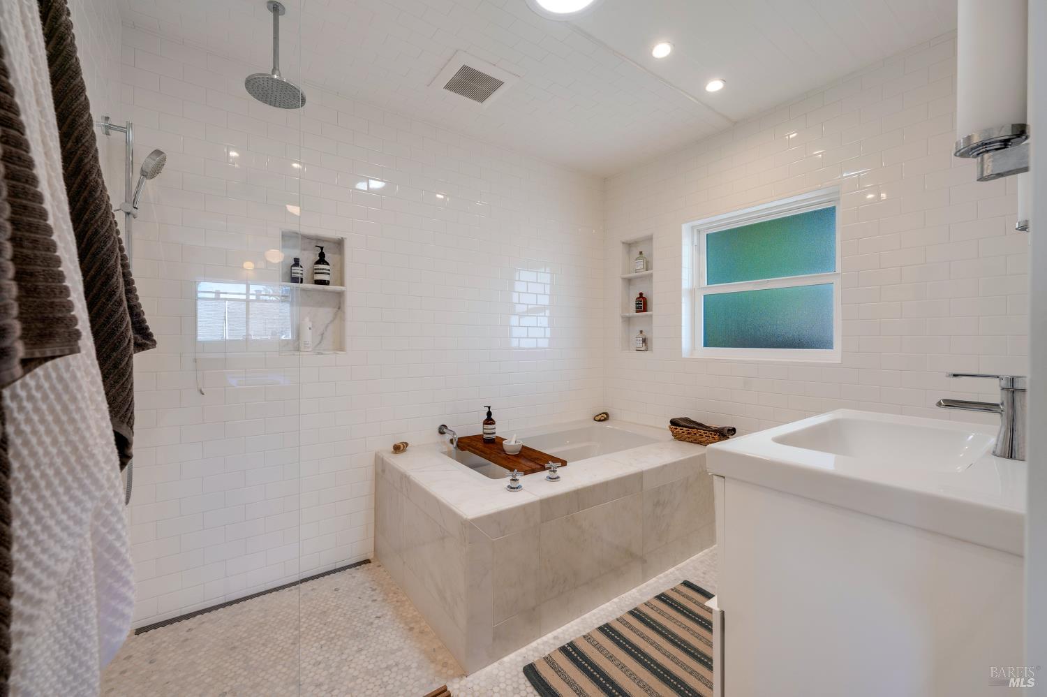 Detail Gallery Image 20 of 33 For 140 Kent Ave, Bodega Bay,  CA 94923 - 1 Beds | 1 Baths