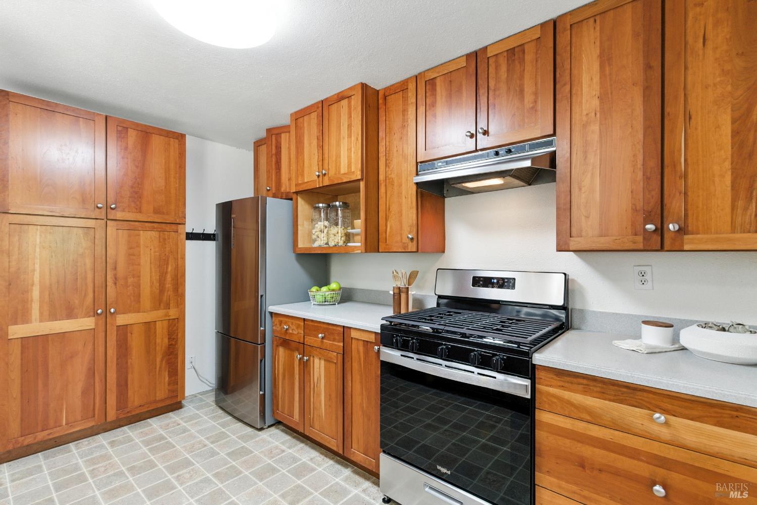 Detail Gallery Image 21 of 63 For 6750 Petaluma Hill Rd, Penngrove,  CA 94951 - 3 Beds | 2 Baths