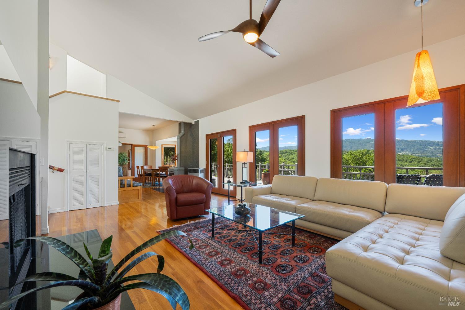 Detail Gallery Image 14 of 60 For 10601 Slattery Rd, Glen Ellen,  CA 95442 - 4 Beds | 2 Baths