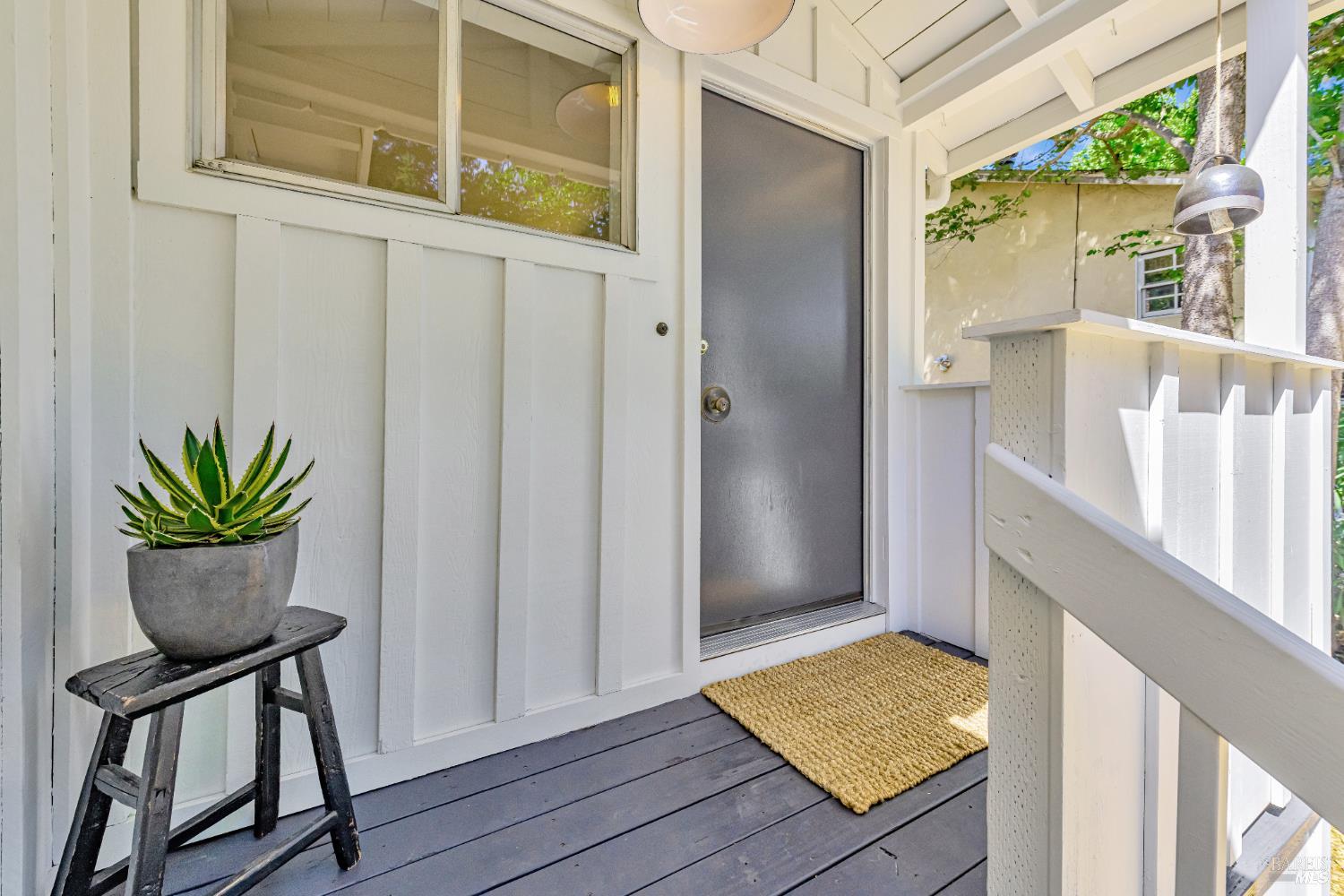 Detail Gallery Image 2 of 31 For 107 Butterfield Rd, San Anselmo,  CA 94960 - 3 Beds | 2 Baths