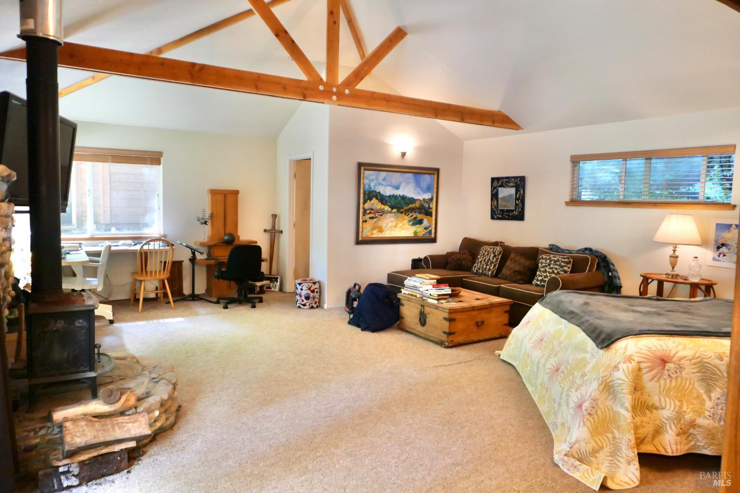 Detail Gallery Image 13 of 39 For 32000 Airport Rd, Fort Bragg,  CA 95437 - 2 Beds | 3 Baths
