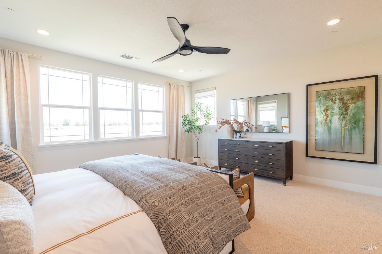 Detail Gallery Image 29 of 31 For 665 Grizzly St, Oakley,  CA 94561 - 5 Beds | 4/1 Baths