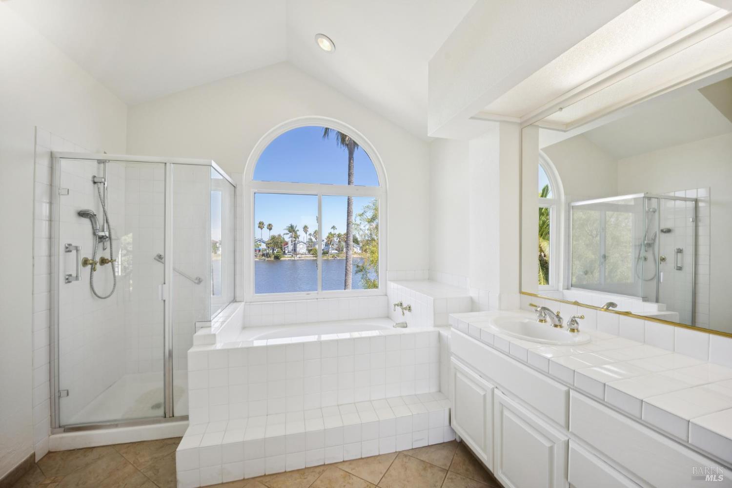 Detail Gallery Image 42 of 59 For 28 Caribe Isle, Novato,  CA 94949 - 4 Beds | 3 Baths