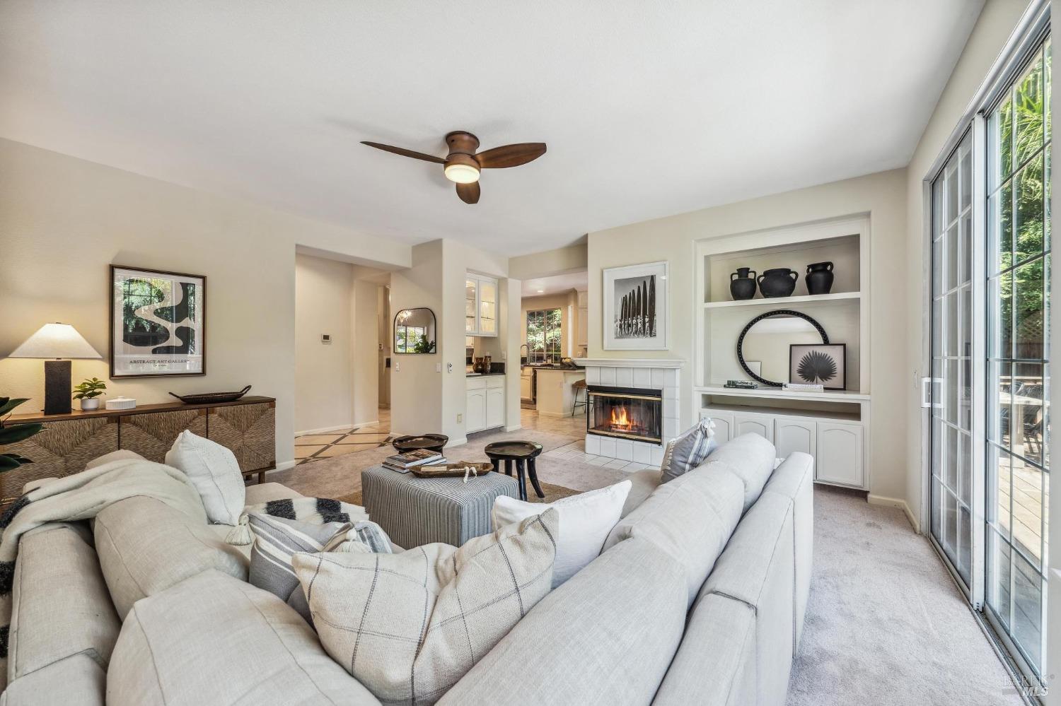 Detail Gallery Image 22 of 89 For 402 Barons Way, Petaluma,  CA 94954 - 4 Beds | 3 Baths