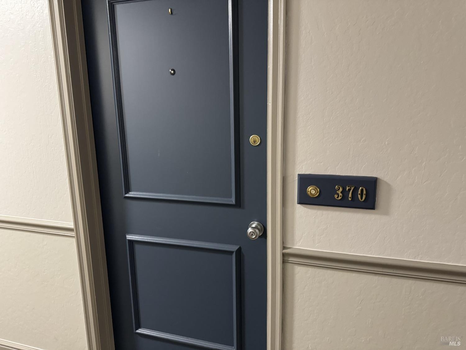 Detail Gallery Image 15 of 21 For 370 Eden Roc Dr, Sausalito,  CA 94965 - 1 Beds | 1 Baths