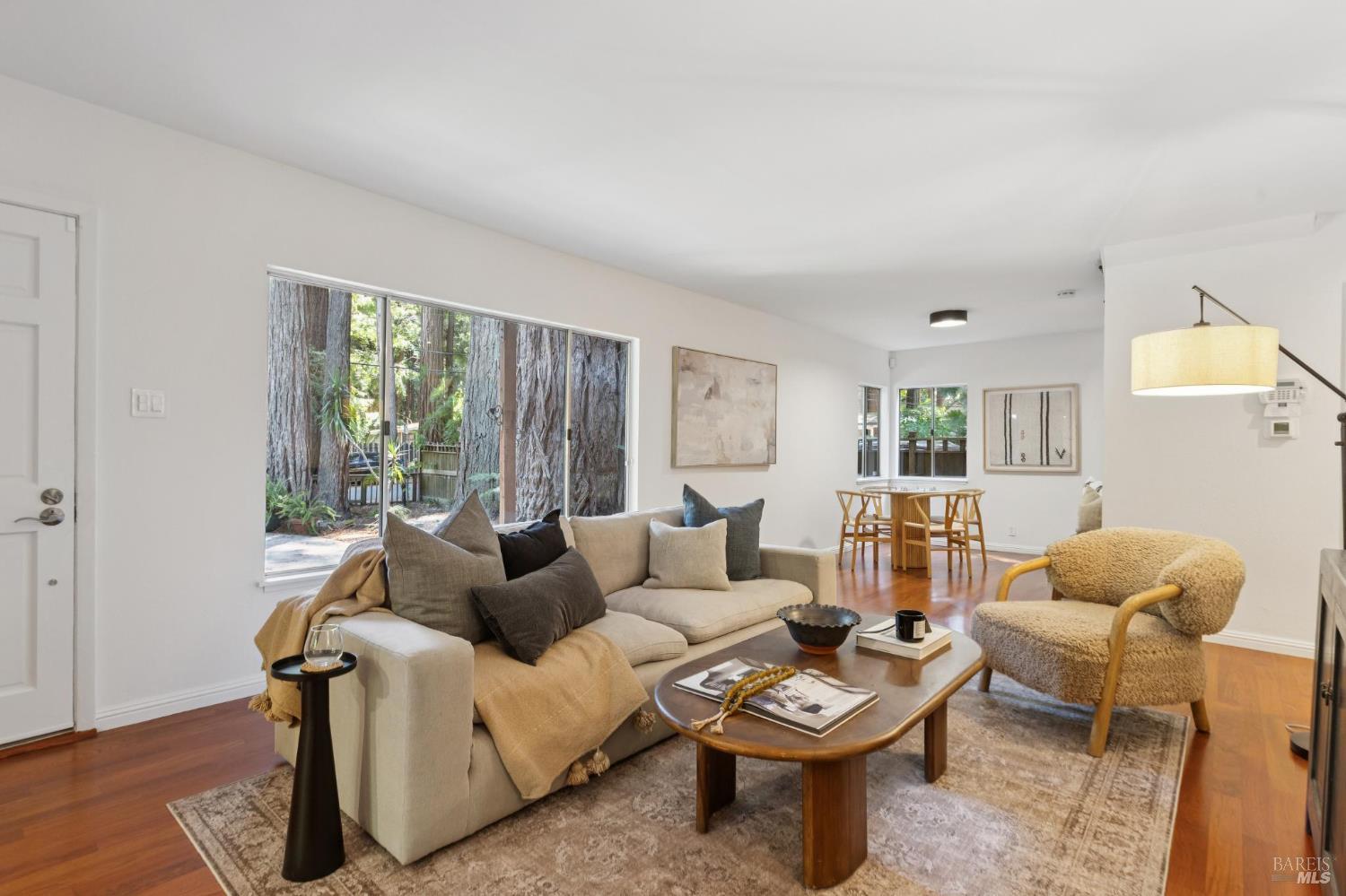 Detail Gallery Image 5 of 44 For 246 Madrone Ave, Larkspur,  CA 94939 - 4 Beds | 2 Baths