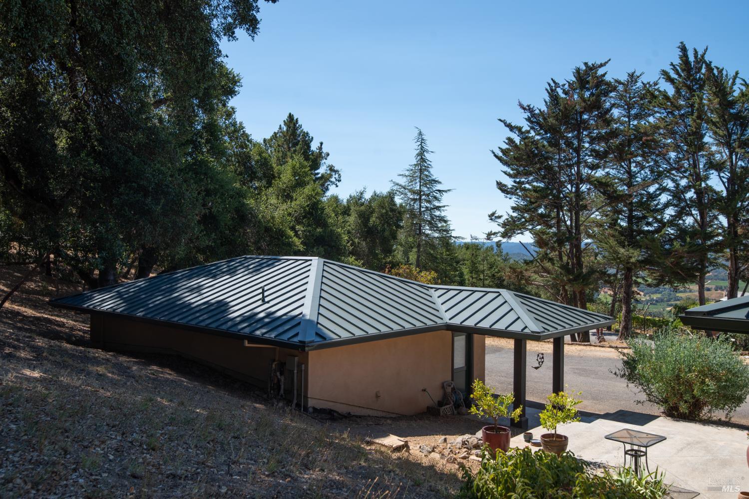 Detail Gallery Image 39 of 40 For 26876 River Rd, Asti,  CA 95425 - 3 Beds | 3 Baths