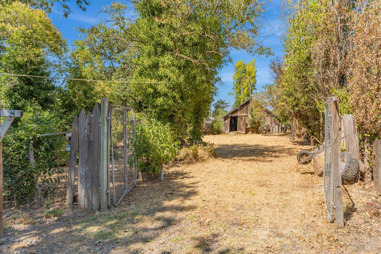 Detail Gallery Image 25 of 47 For 1021 Butler Ave, Santa Rosa,  CA 95407 - – Beds | – Baths