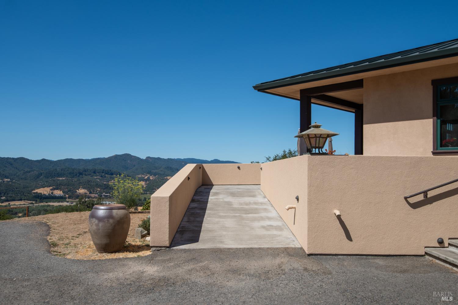 Detail Gallery Image 18 of 40 For 26876 River Rd, Asti,  CA 95425 - 3 Beds | 3 Baths