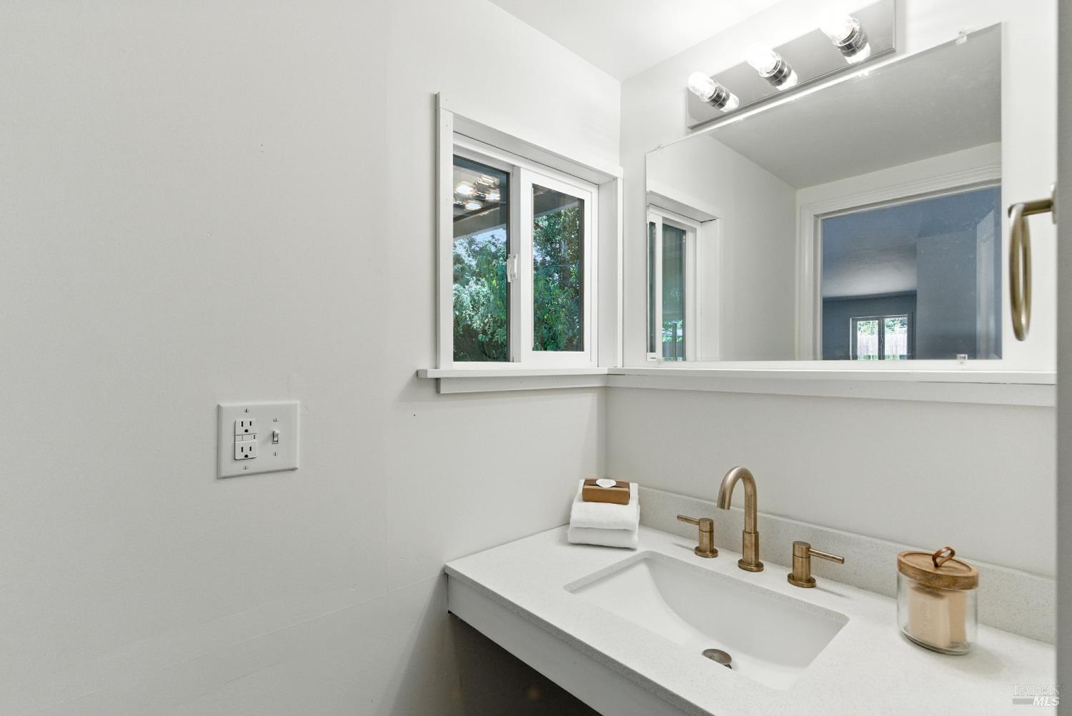 Detail Gallery Image 50 of 63 For 6750 Petaluma Hill Rd, Penngrove,  CA 94951 - 3 Beds | 2 Baths