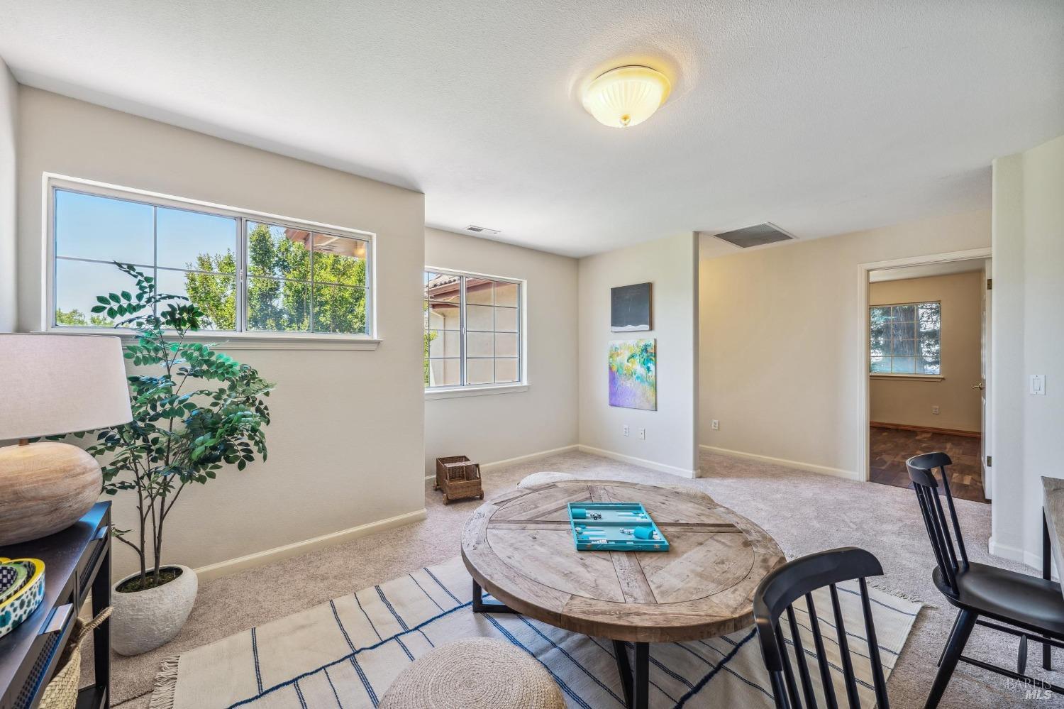 Detail Gallery Image 56 of 89 For 402 Barons Way, Petaluma,  CA 94954 - 4 Beds | 3 Baths