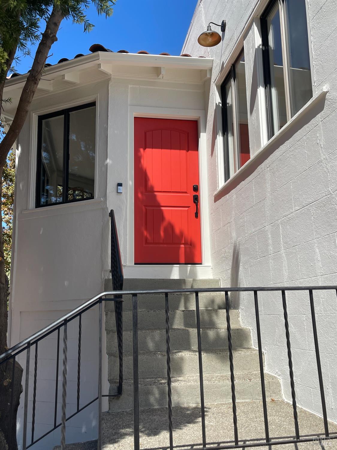 Detail Gallery Image 7 of 58 For 7 Belmont Ave, Fairfax,  CA 94930 - 6 Beds | 4/1 Baths