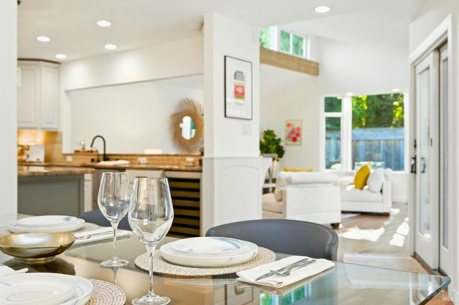 Detail Gallery Image 6 of 99 For 107 Blackfield Dr, Tiburon,  CA 94920 - 5 Beds | 3 Baths
