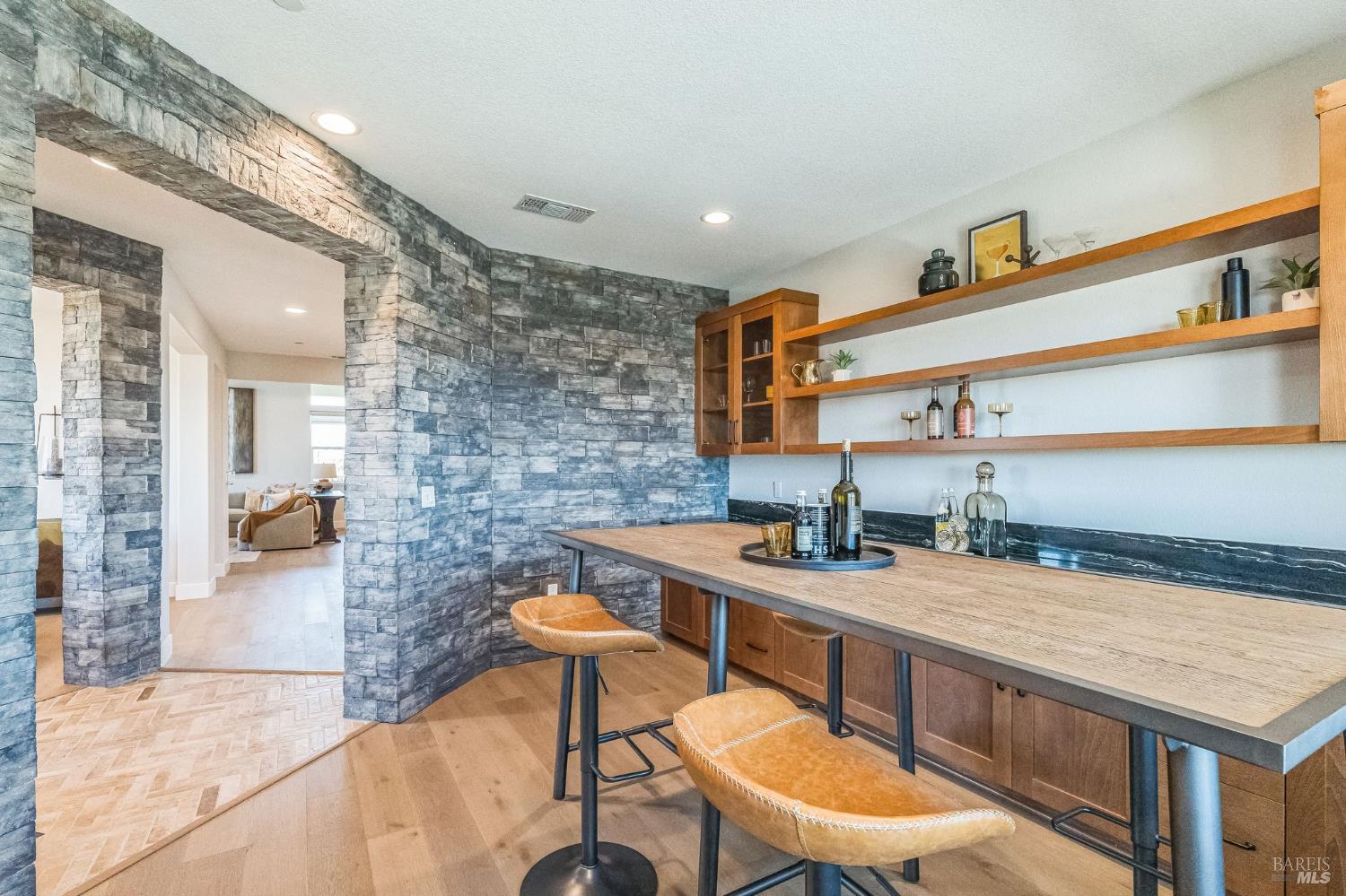 Detail Gallery Image 12 of 31 For 665 Grizzly St, Oakley,  CA 94561 - 5 Beds | 4/1 Baths