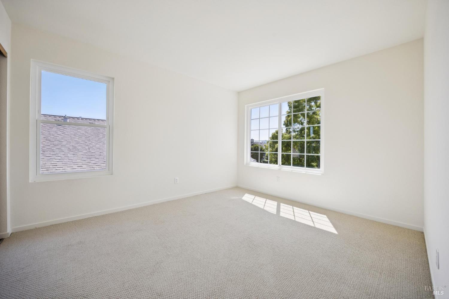 Detail Gallery Image 49 of 59 For 28 Caribe Isle, Novato,  CA 94949 - 4 Beds | 3 Baths