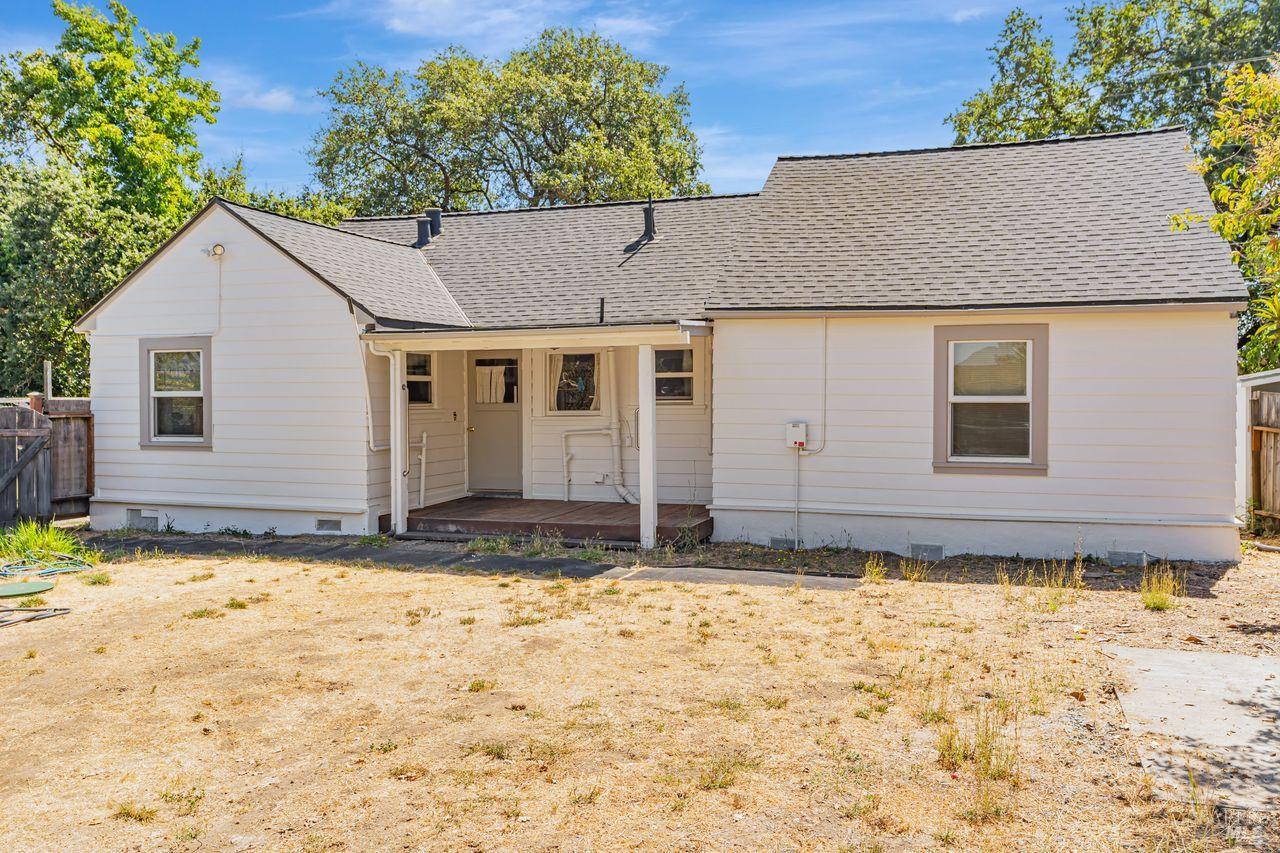 Detail Gallery Image 30 of 47 For 1021 Butler Ave, Santa Rosa,  CA 95407 - 4 Beds | 2 Baths