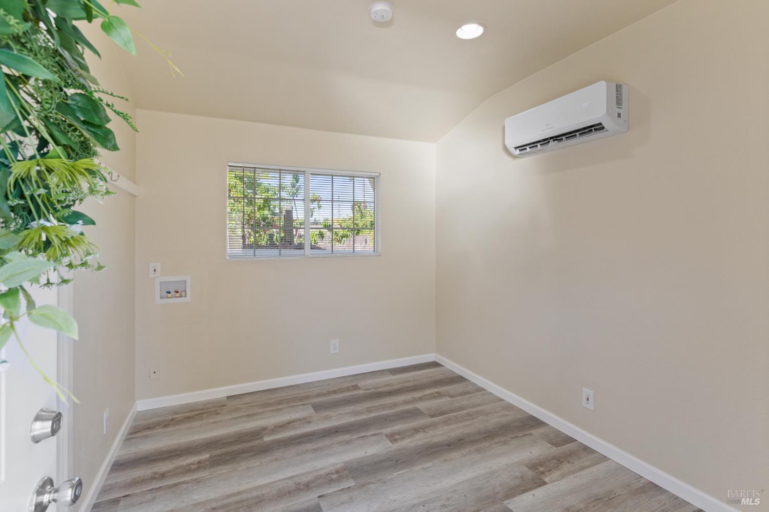 Detail Gallery Image 66 of 71 For 530 Anson Ct, Rohnert Park,  CA 94928 - 3 Beds | 2 Baths