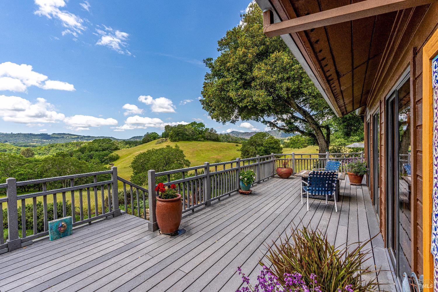 Detail Gallery Image 10 of 60 For 10601 Slattery Rd, Glen Ellen,  CA 95442 - 4 Beds | 2 Baths