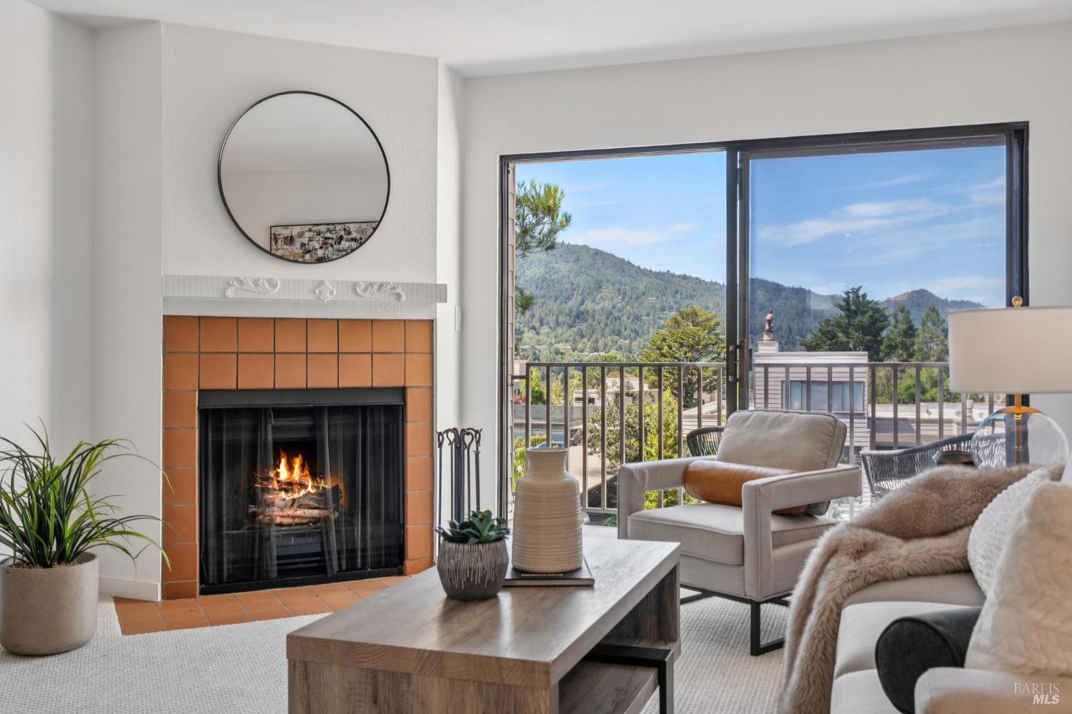 Detail Gallery Image 2 of 51 For 955 via Casitas Unkn, Greenbrae,  CA 94904 - 2 Beds | 2 Baths