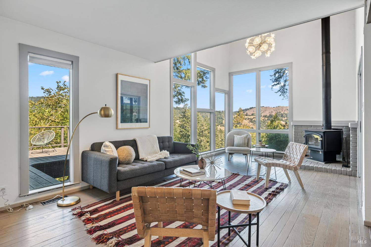 Detail Gallery Image 3 of 53 For 51 Juniper Ave, San Geronimo,  CA 94963 - 4 Beds | 3 Baths