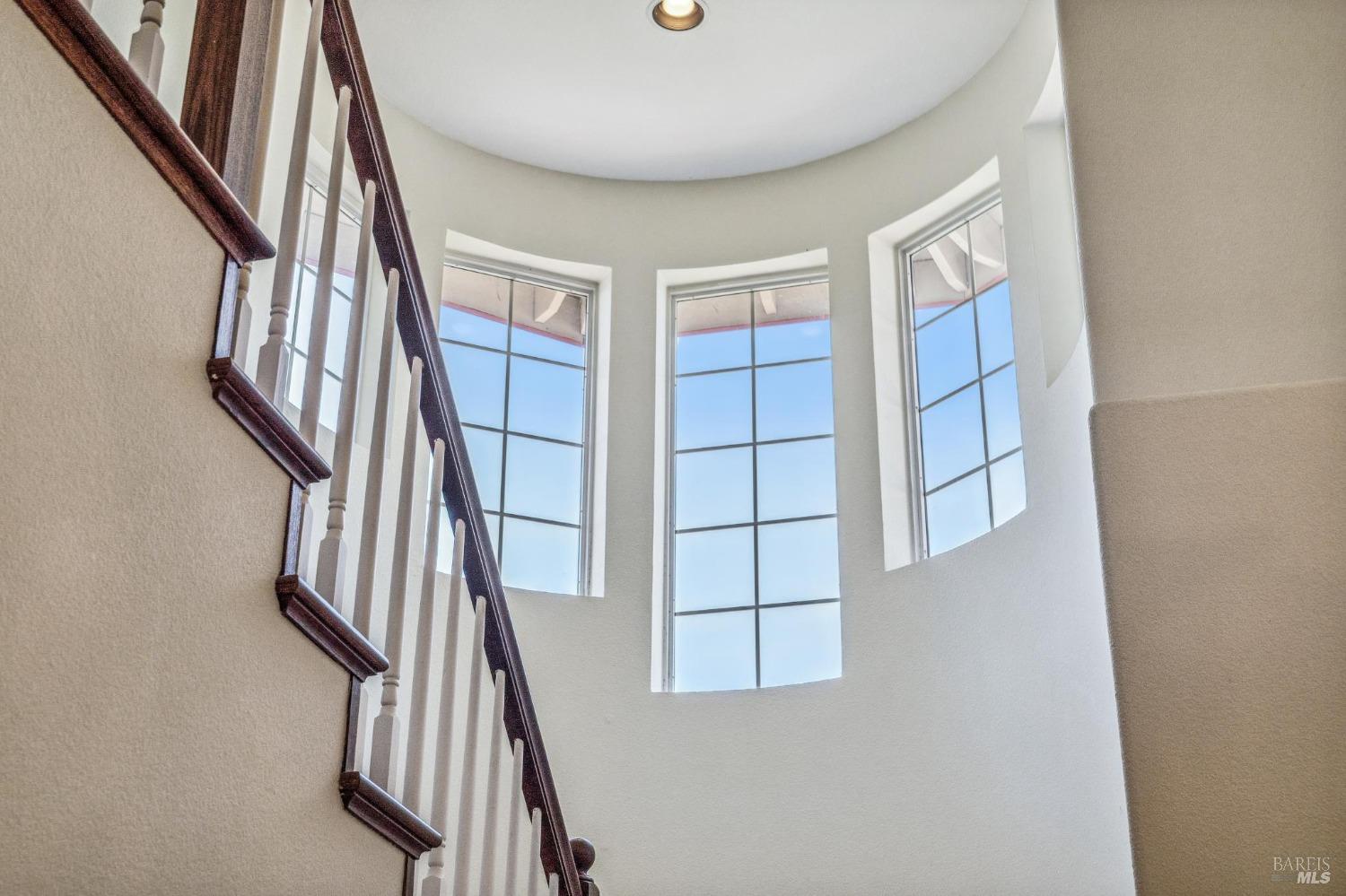 Detail Gallery Image 42 of 89 For 402 Barons Way, Petaluma,  CA 94954 - 4 Beds | 3 Baths
