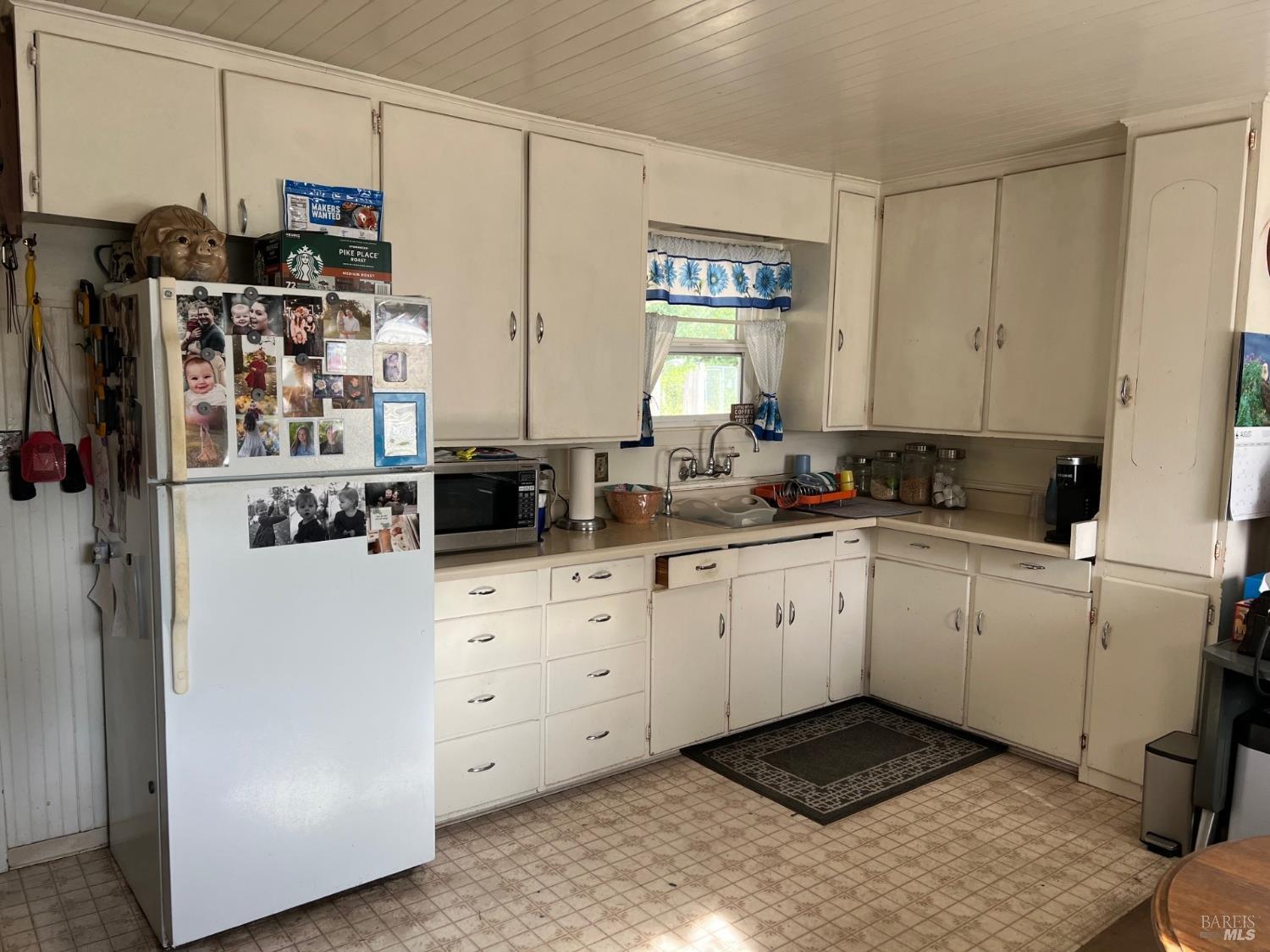 Detail Gallery Image 40 of 47 For 1021 Butler Ave, Santa Rosa,  CA 95407 - – Beds | – Baths