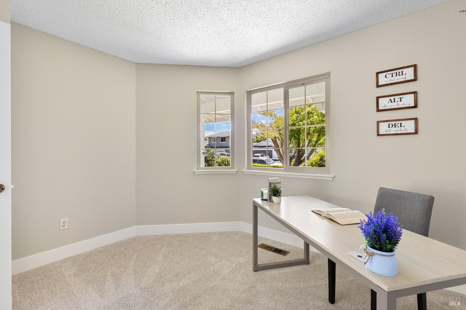 Detail Gallery Image 20 of 37 For 828 Stoneridge Cir, Fairfield,  CA 94534 - 3 Beds | 2 Baths