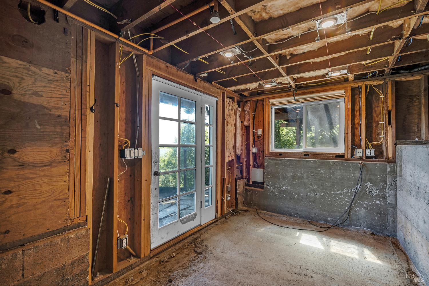 Detail Gallery Image 12 of 19 For 77 Bosque Ave, Fairfax,  CA 94930 - 1 Beds | 1/1 Baths