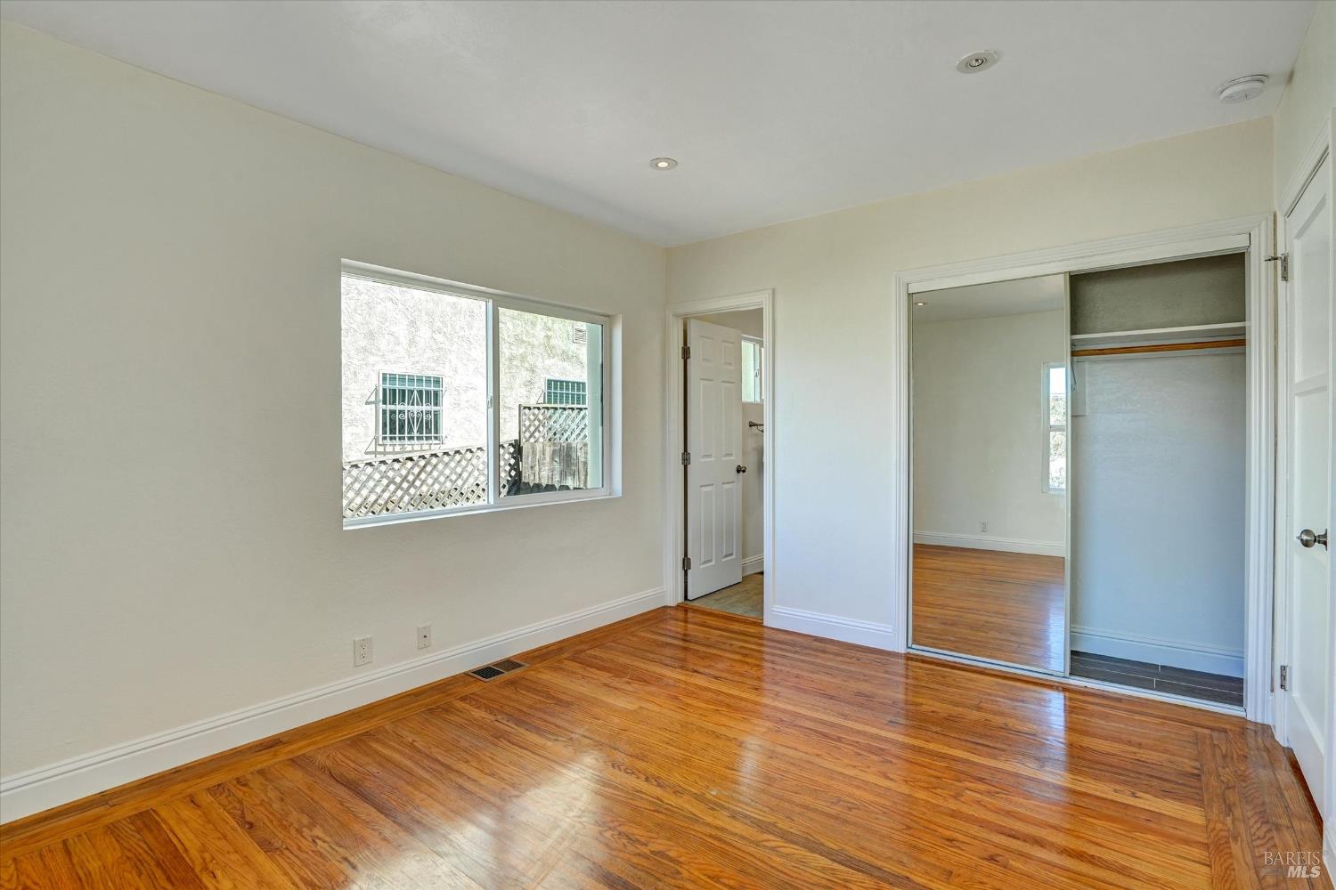 Detail Gallery Image 30 of 55 For 60 D St, Vallejo,  CA 94590 - 3 Beds | 2/1 Baths