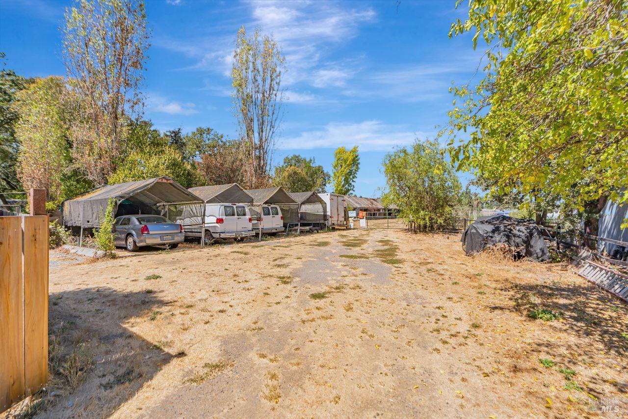 Detail Gallery Image 29 of 47 For 1021 Butler Ave, Santa Rosa,  CA 95407 - 4 Beds | 2 Baths