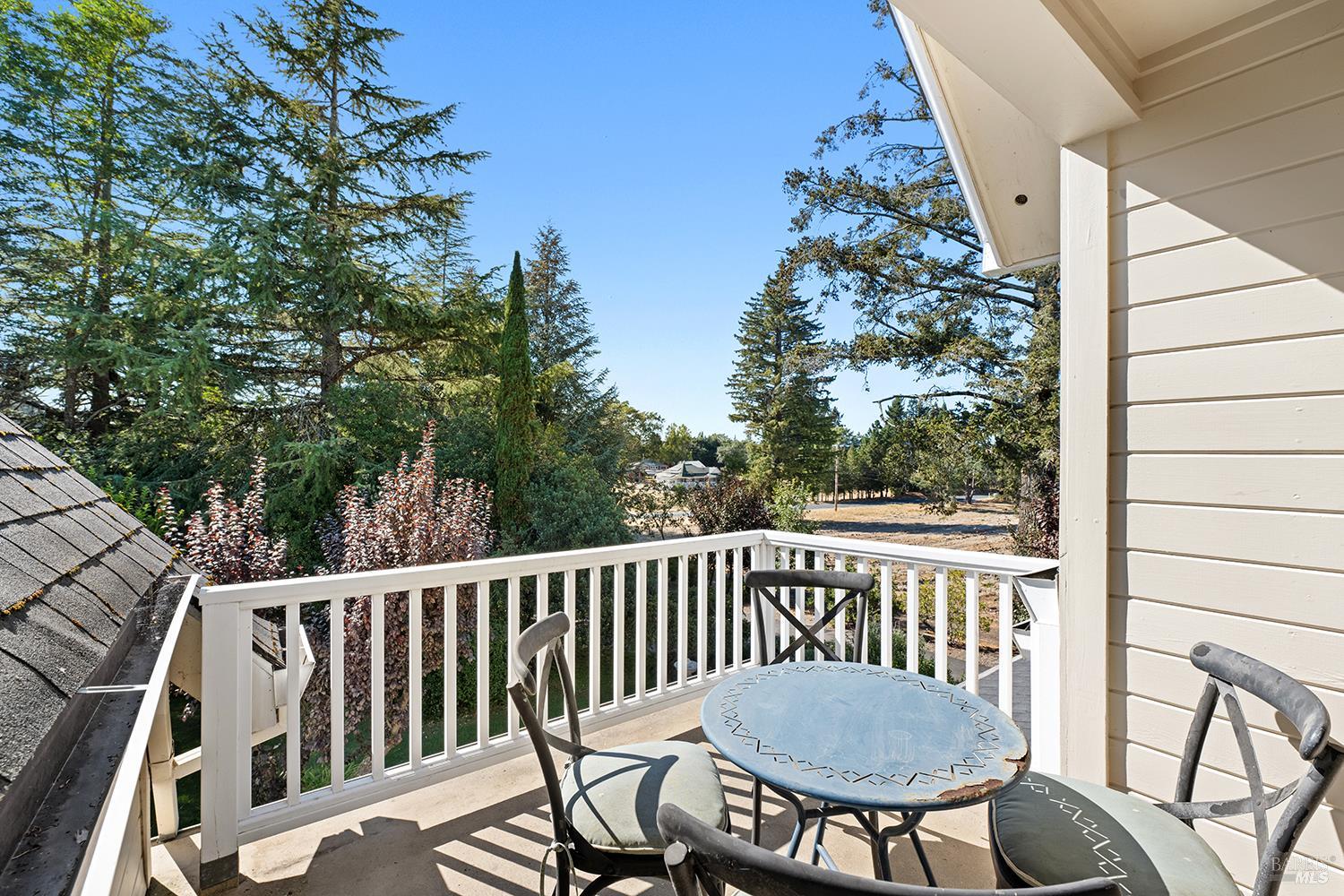 Detail Gallery Image 30 of 65 For 3949 Vine Hill Rd, Sebastopol,  CA 95472 - 5 Beds | 4 Baths