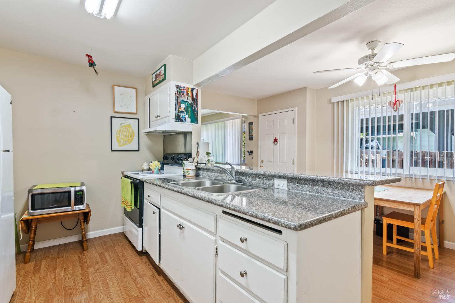 Detail Gallery Image 23 of 28 For 434 E H St, Benicia,  CA 94510 - – Beds | – Baths