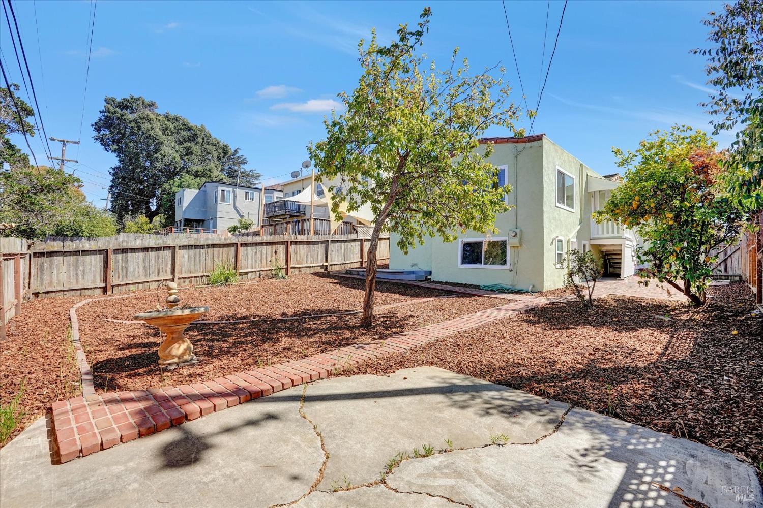 Detail Gallery Image 35 of 55 For 60 D St, Vallejo,  CA 94590 - 3 Beds | 2/1 Baths