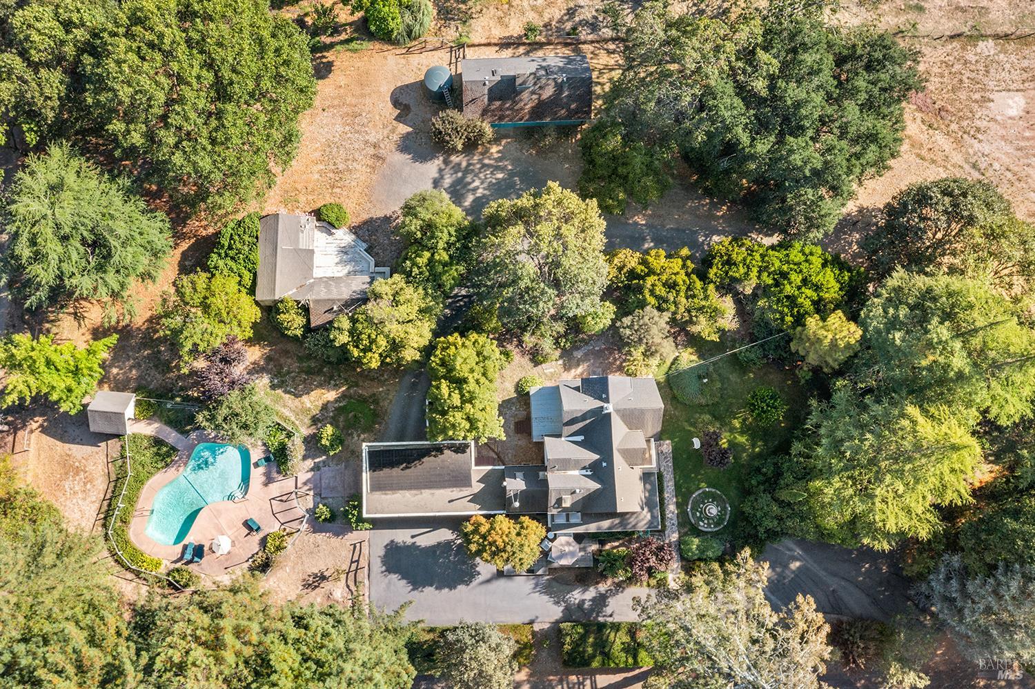 Detail Gallery Image 59 of 65 For 3949 Vine Hill Rd, Sebastopol,  CA 95472 - 5 Beds | 4 Baths