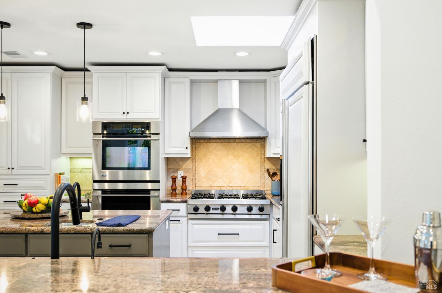 Detail Gallery Image 23 of 99 For 107 Blackfield Dr, Tiburon,  CA 94920 - 5 Beds | 3 Baths