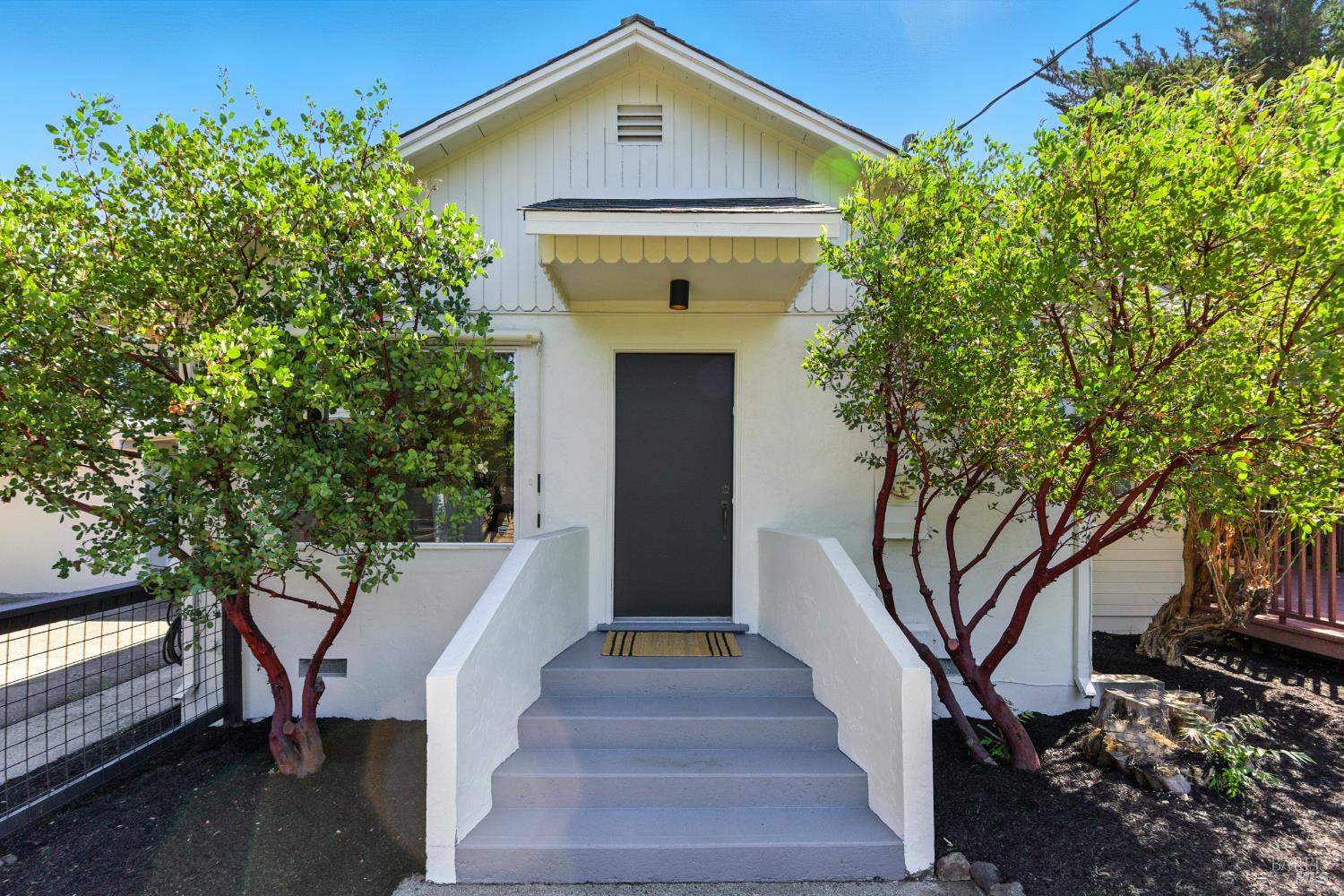 Detail Gallery Image 2 of 63 For 6750 Petaluma Hill Rd, Penngrove,  CA 94951 - 3 Beds | 2 Baths