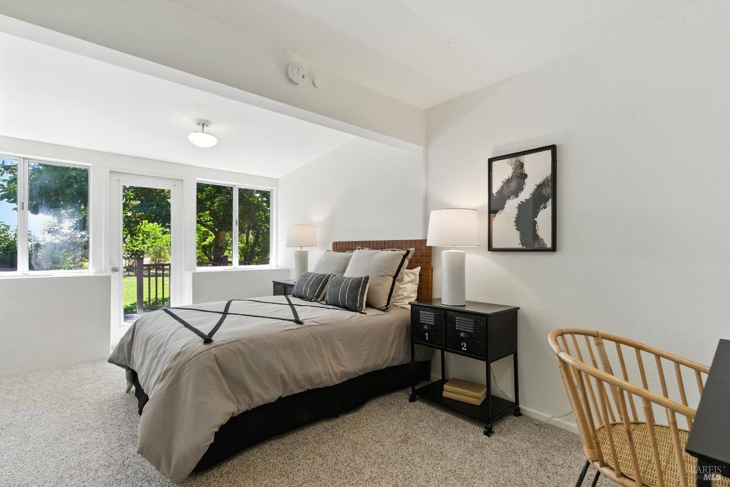Detail Gallery Image 24 of 63 For 6750 Petaluma Hill Rd, Penngrove,  CA 94951 - 3 Beds | 2 Baths