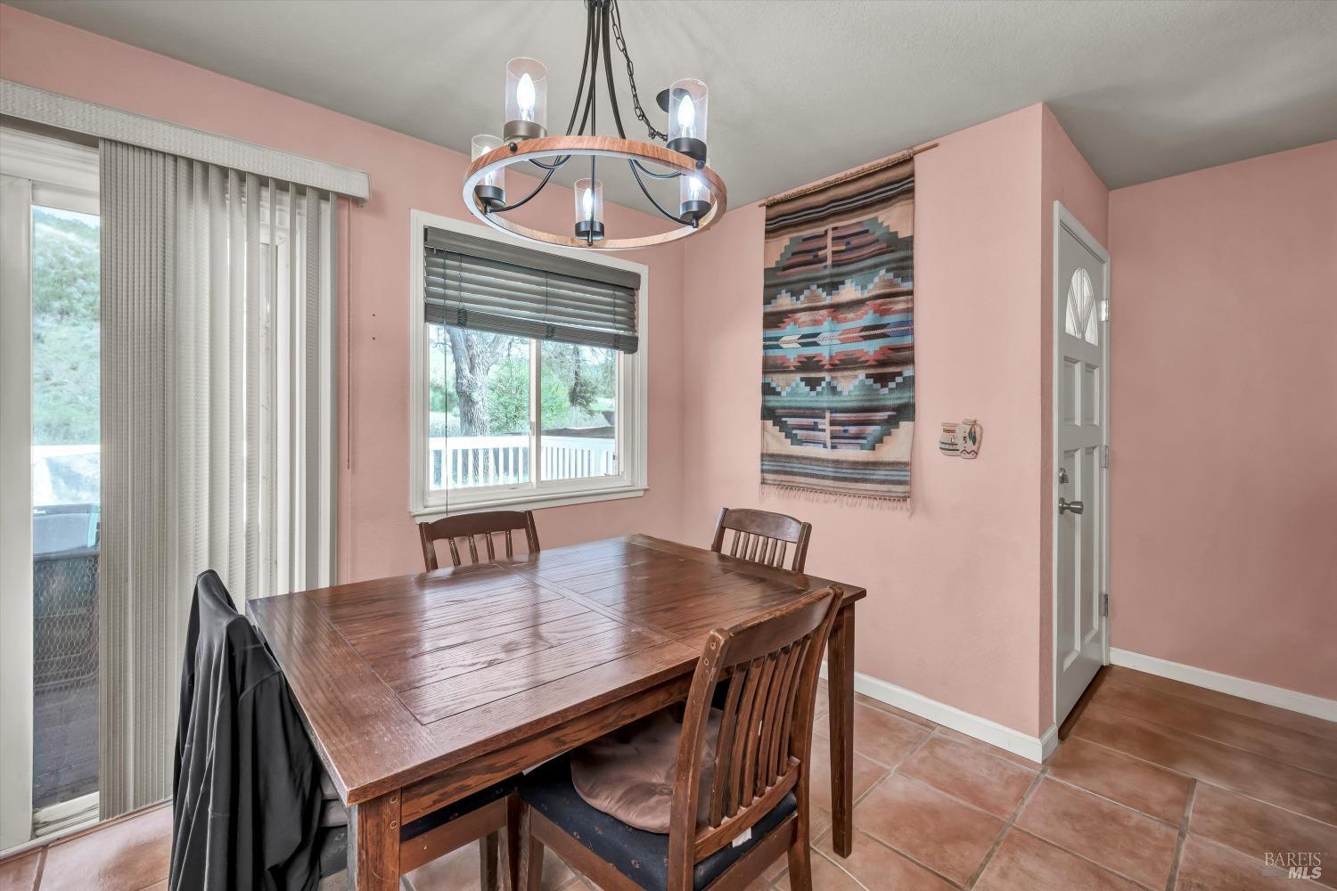 Detail Gallery Image 4 of 29 For 2230 Stagecoach Canyon Rd, Pope Valley,  CA 94567 - 2 Beds | 1 Baths
