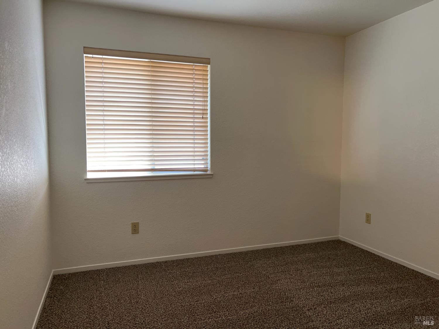 Detail Gallery Image 26 of 36 For 1185 Camellia Ln, Suisun City,  CA 94585 - 3 Beds | 2 Baths
