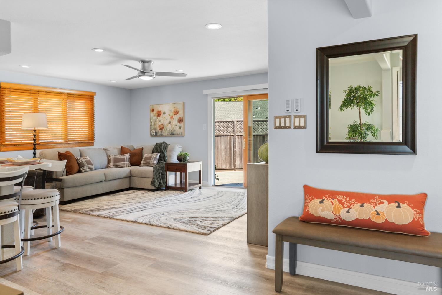 Detail Gallery Image 23 of 71 For 530 Anson Ct, Rohnert Park,  CA 94928 - 3 Beds | 2 Baths