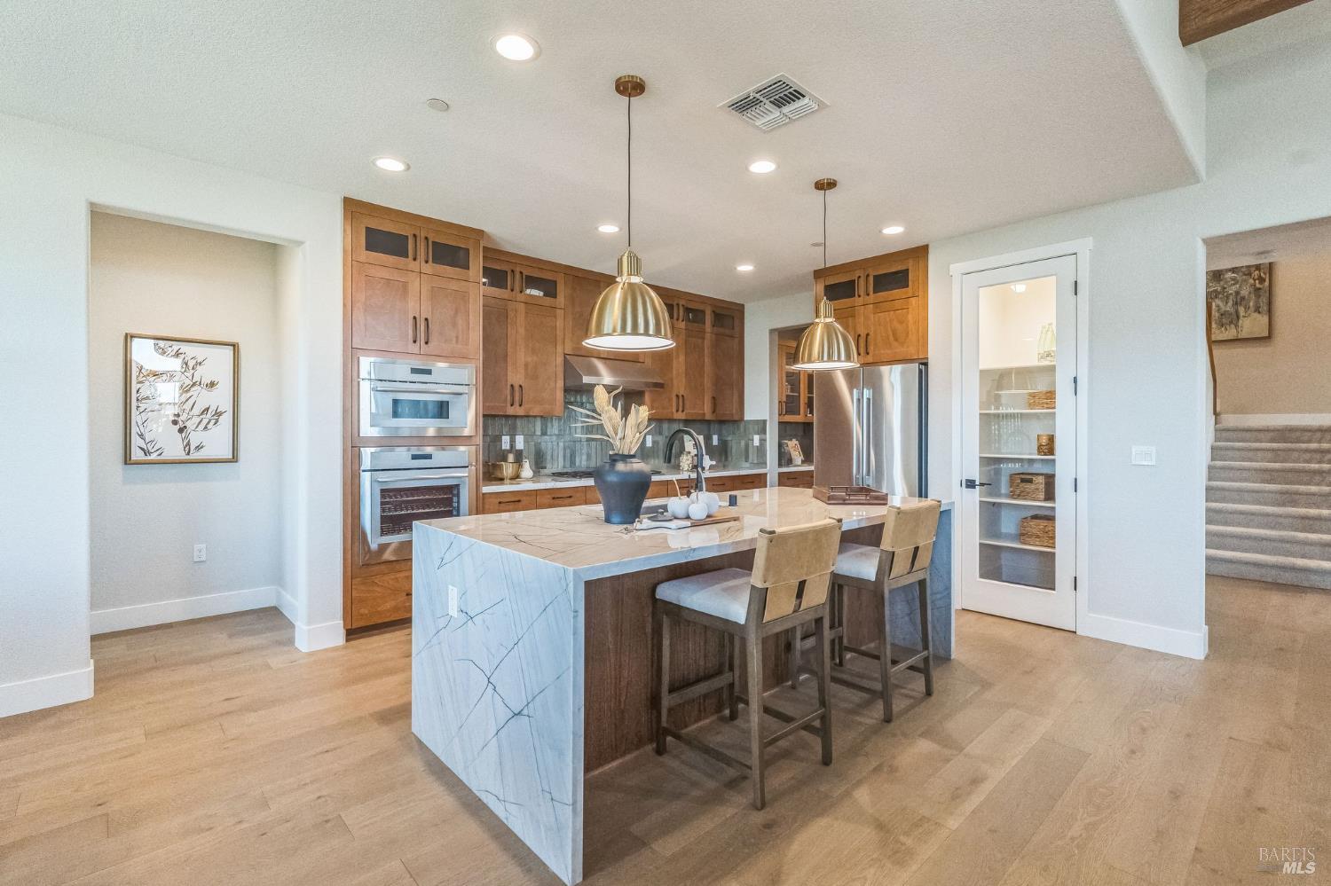 Detail Gallery Image 8 of 31 For 665 Grizzly St, Oakley,  CA 94561 - 5 Beds | 4/1 Baths