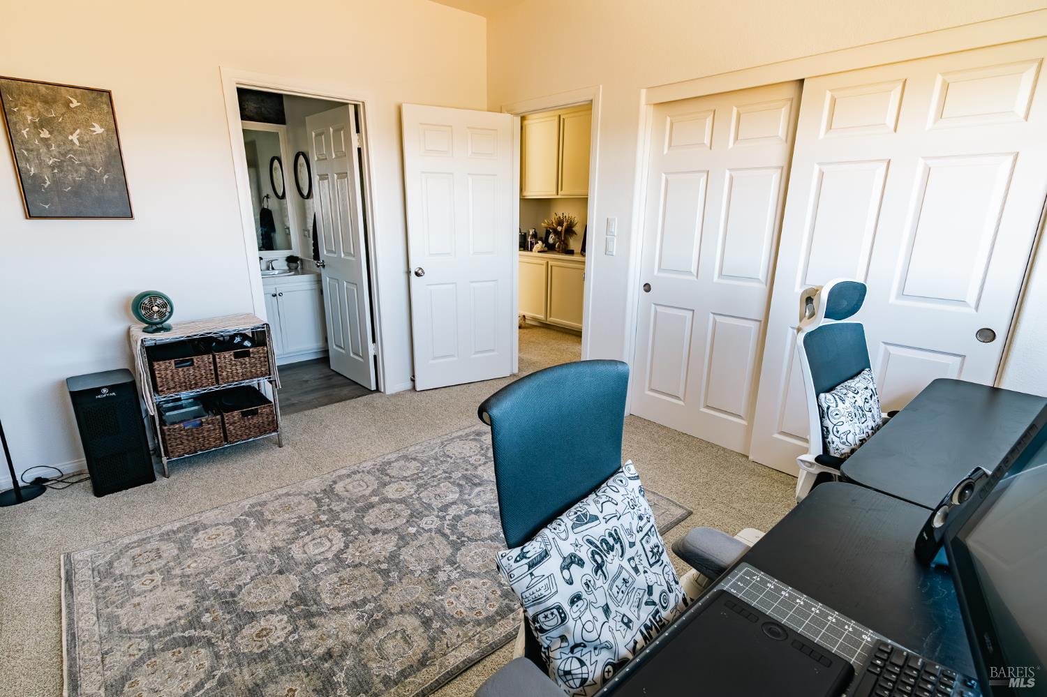 Detail Gallery Image 32 of 42 For 264 Waterside Cir, San Rafael,  CA 94903 - 4 Beds | 3/1 Baths