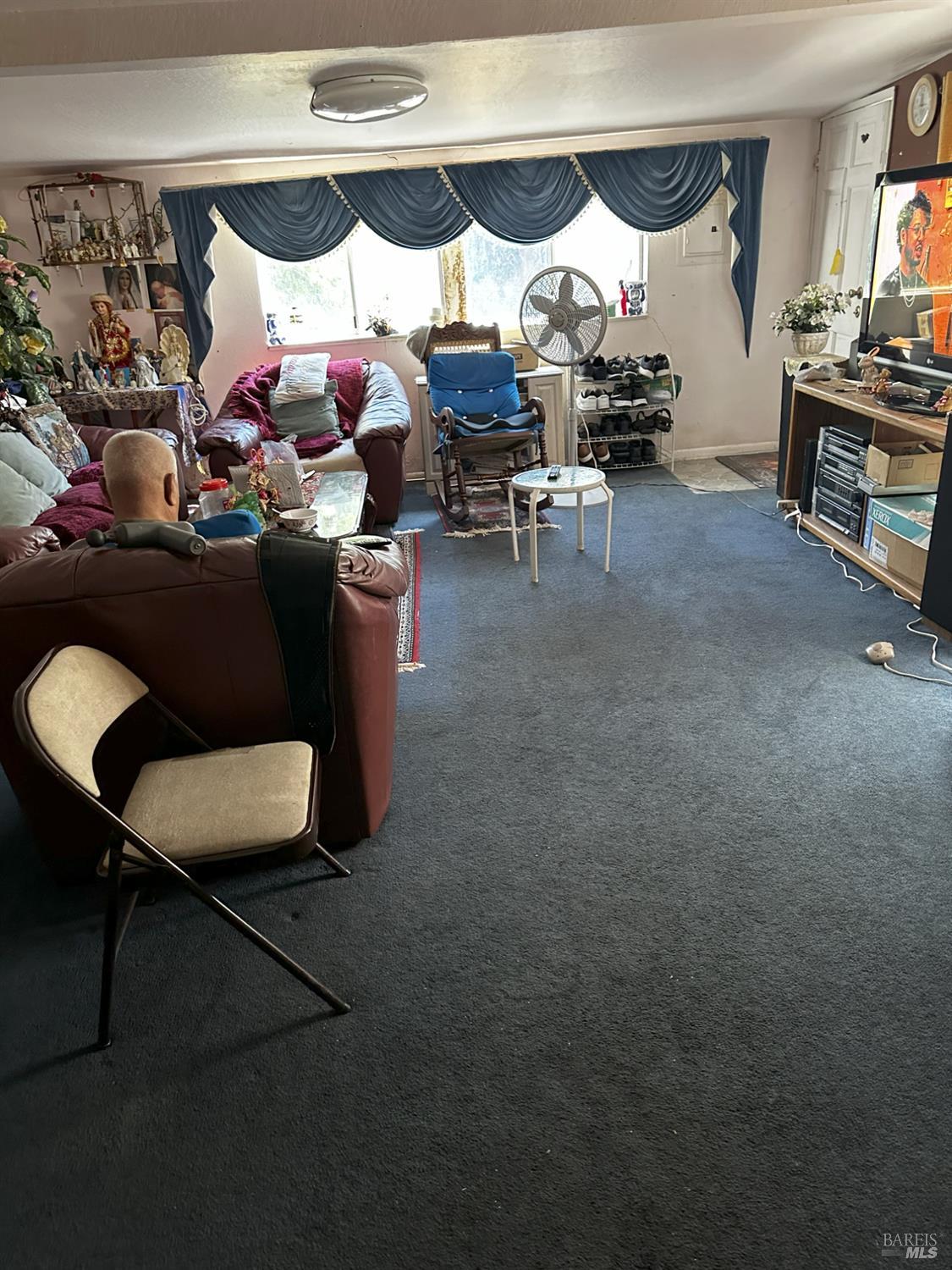 Detail Gallery Image 4 of 5 For 712 Beechwood Ave, Vallejo,  CA 94591 - 3 Beds | 1 Baths